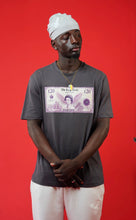 COZY BANK NOTE TEE